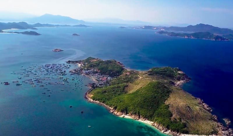 Đảo Bình Hưng tọa lạc ở đâu 