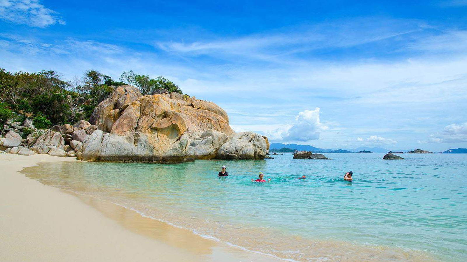 Bãi Kinh ở Đảo Bình Hưng
